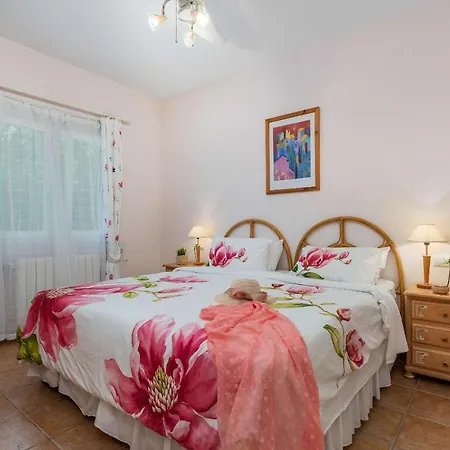 La Roca - Plusholidays Villa Calpe