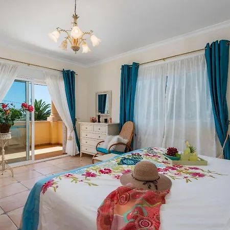 La Roca - Plusholidays * Calpe