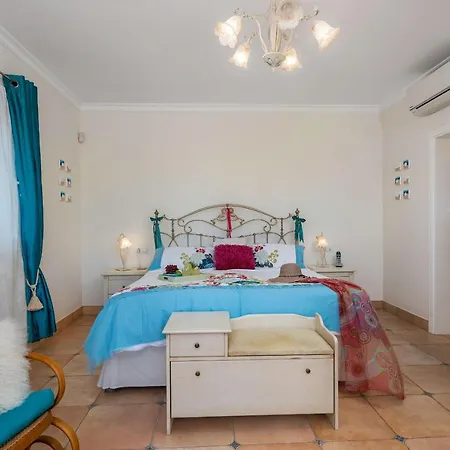 Villa La Roca - Plusholidays